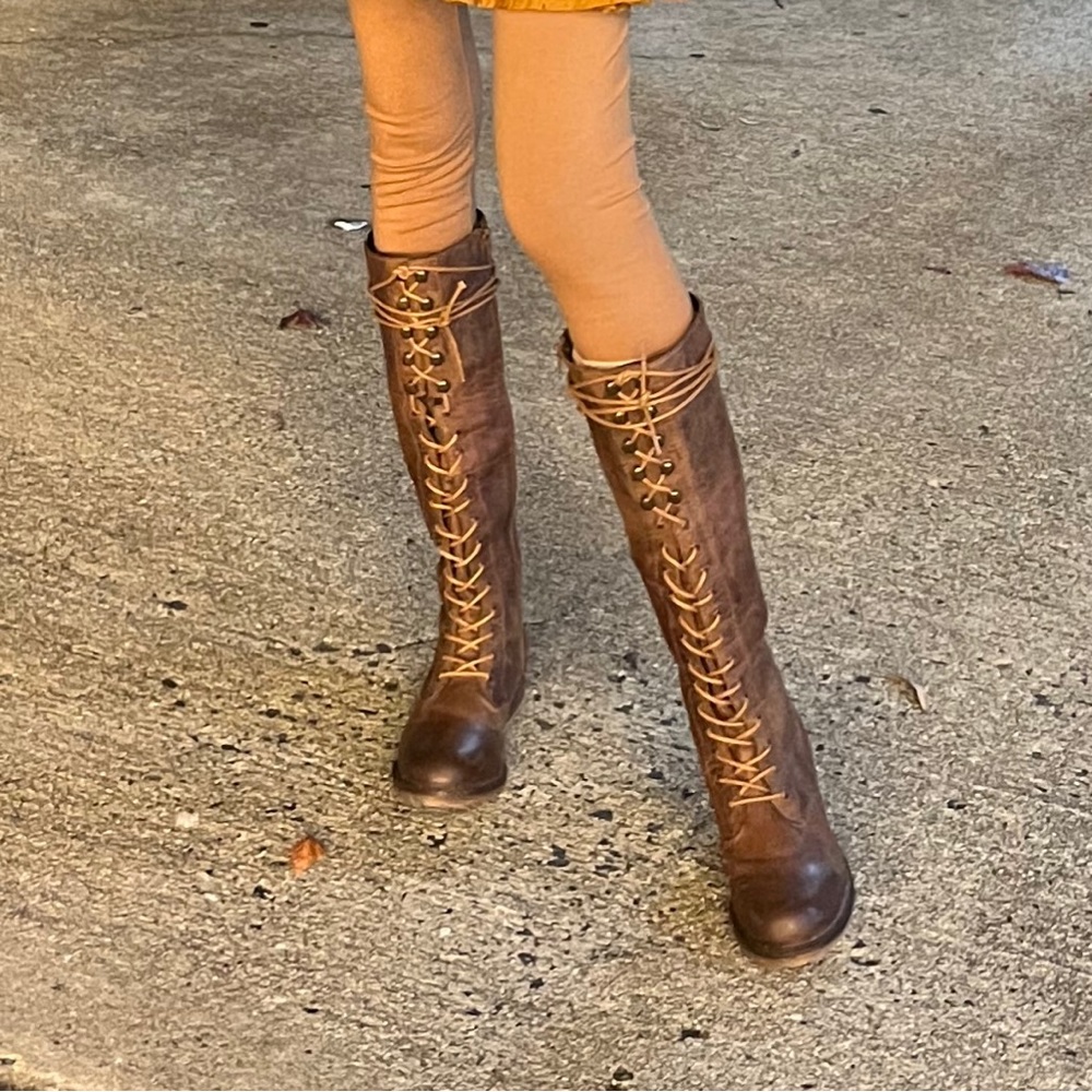 Genuine leather Steve madden Boots!